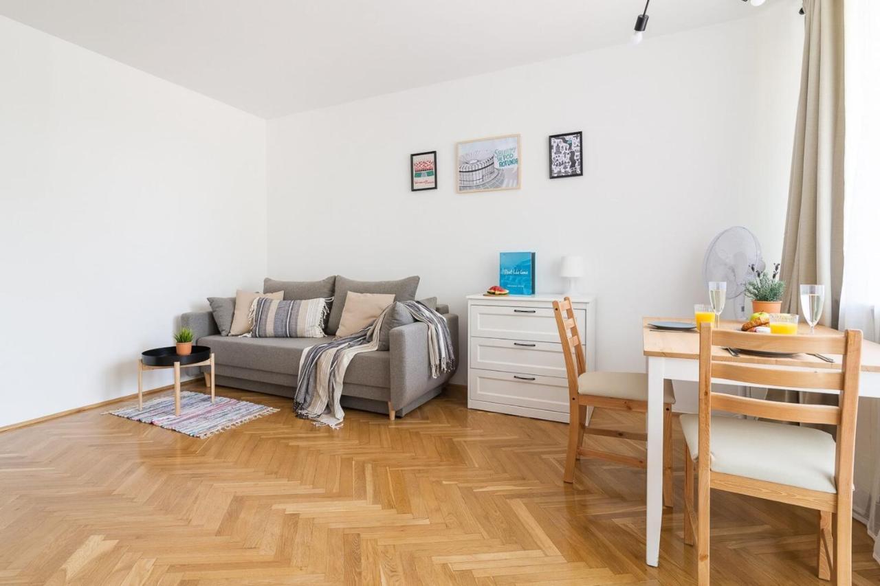 Rent Like Home - Pawia 36 วอร์ซอ ภายนอก รูปภาพ